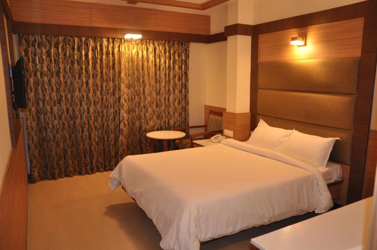 Hotel Sms Grand Inn Vellore Bagian luar foto